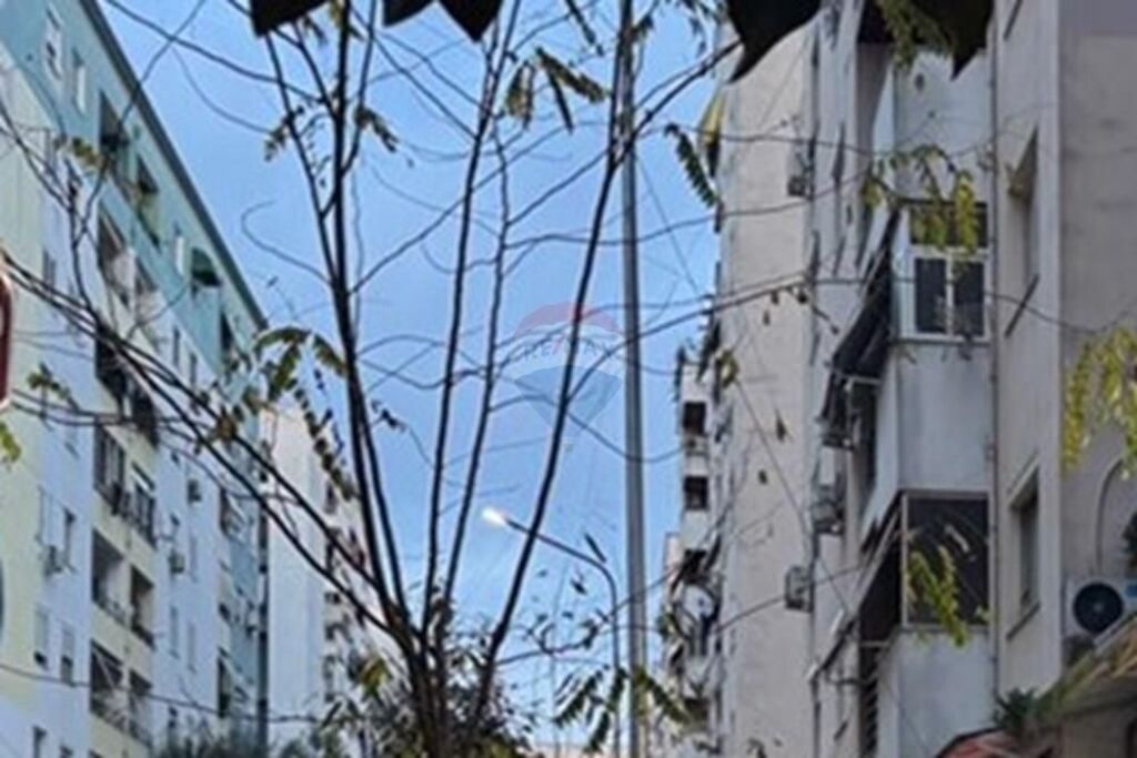 Negozio in vendita a Yzberisht