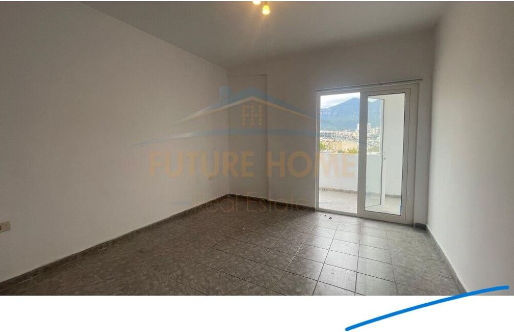 In vendita, Appartamento 2+1, Via Bardhyl, Tirana