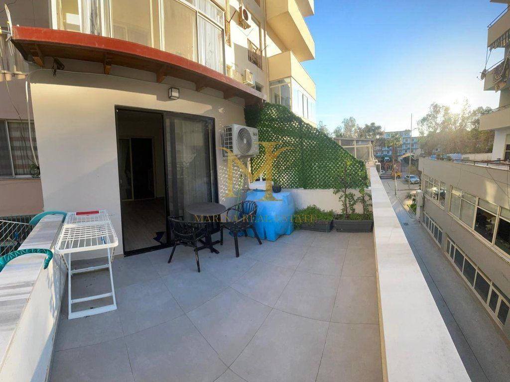 APPARTAMENTO 1+1 IN AFFITTO SULLA SPIAGGIA ILIRIA !!