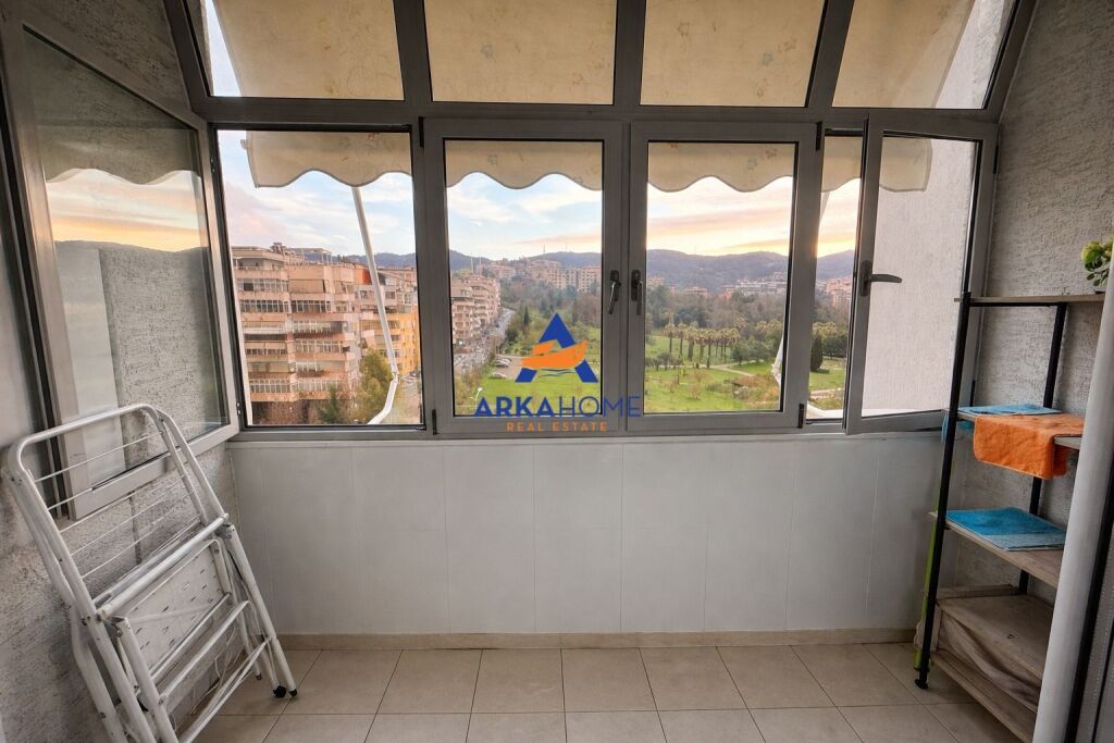 AFFITTASI APPARTAMENTO 1+1+BALCONE "VIA MEHDI FRASHERI (VICINO LAKE VIEW)" 800 EURO