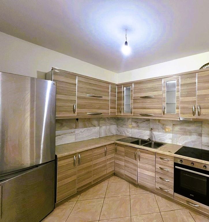 Appartamento 2+1 In Affitto a Globe, Tirana - 550€ | 105.56 m²