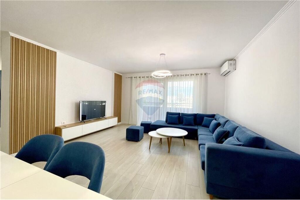 Super apartament 2+1 per qira tek Petro Nini