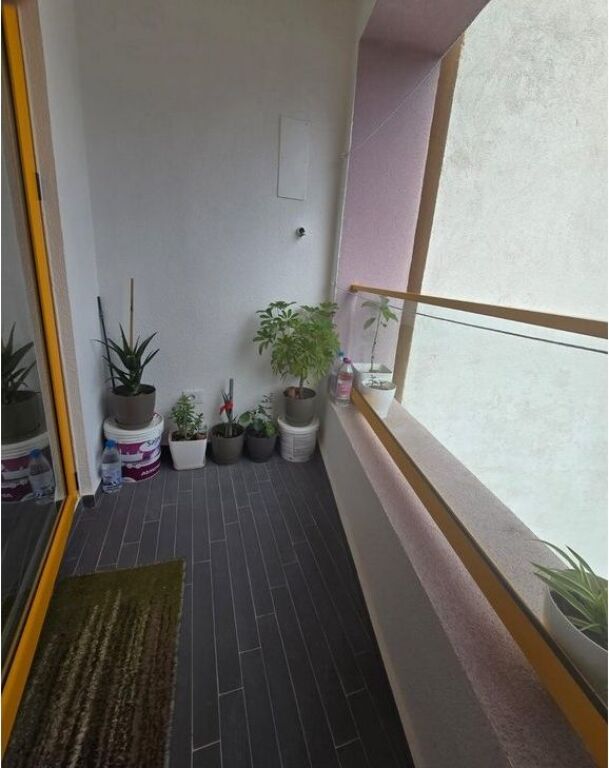 Shitet Apartament 1+1 në Ali Demi, Tiranë