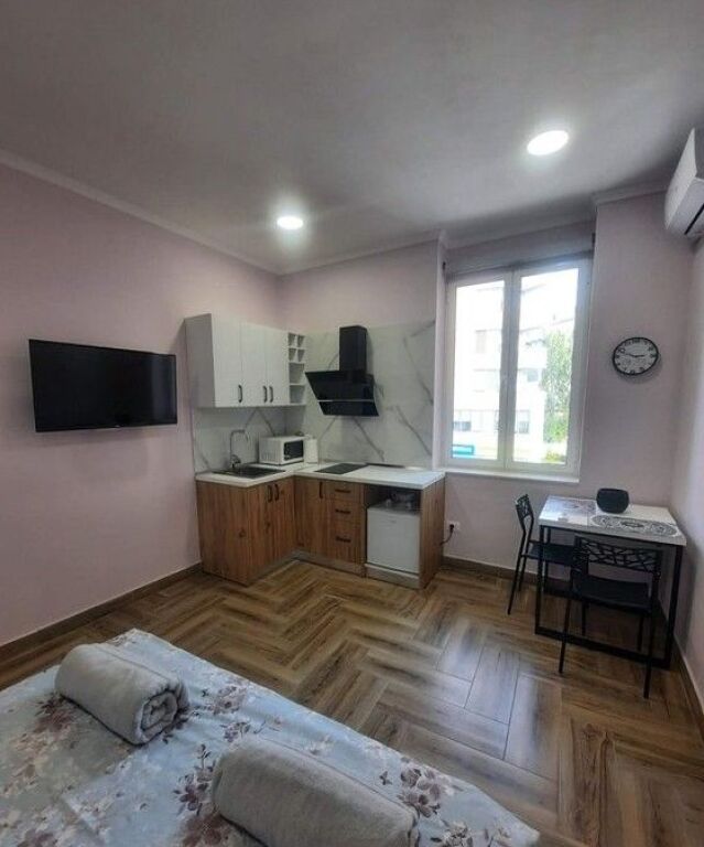 SHITEN 2 GARSONIERE TEK STADIUMI DINAMO!