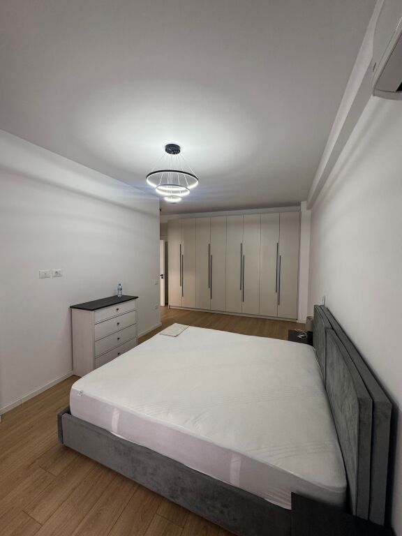 Shitet apartament 3+1+2+2 poste parkimi, selite kompleksi 3D ndahet ne 2 1+1
