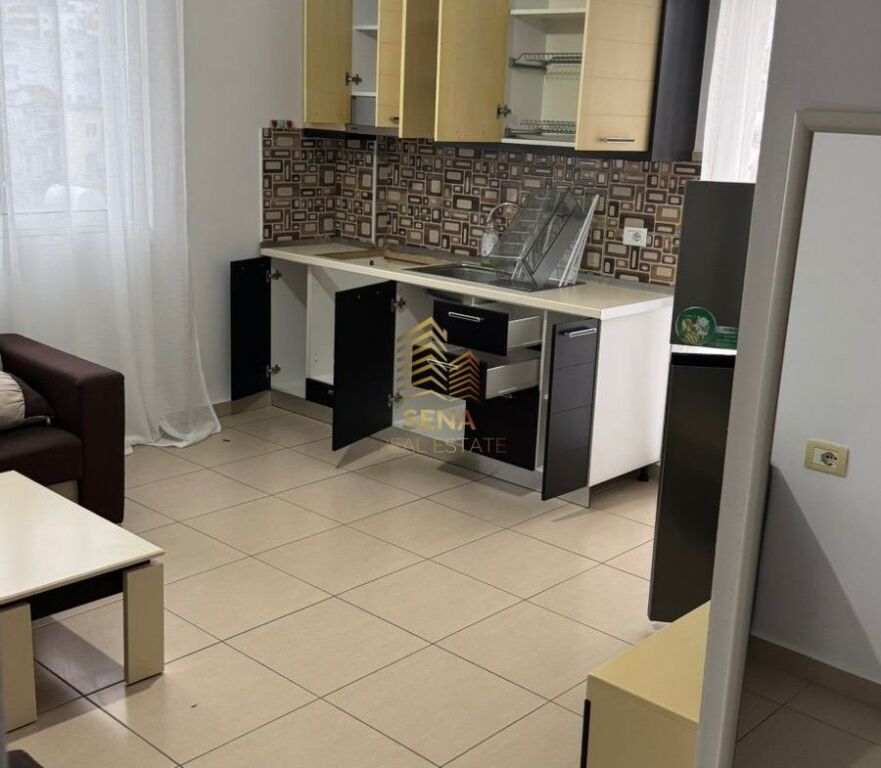 Qira, Apartament, 1+1, 5 Maji , 450 Euro