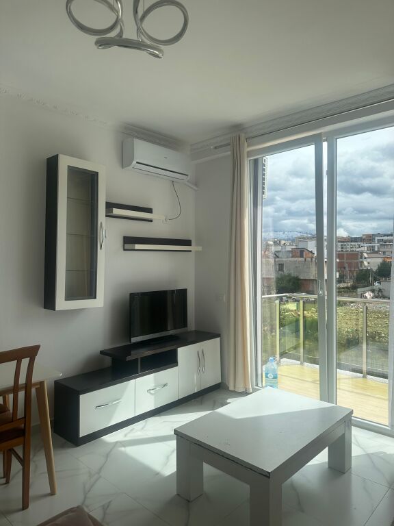 Apartament 1+1 në Astir me 400€