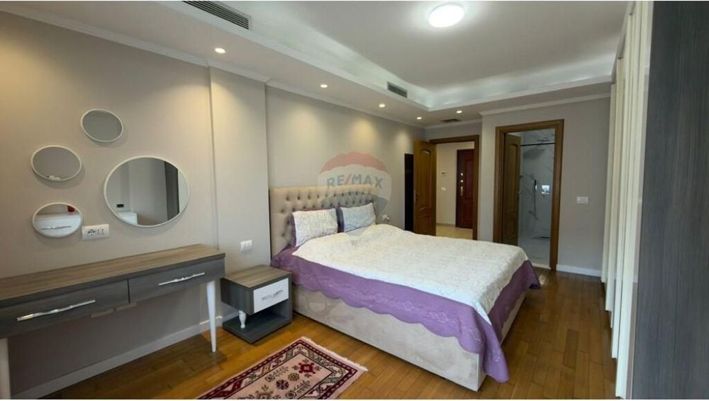 Apartament - Për Qira - Rruga Ismail Qemali, Tiranë