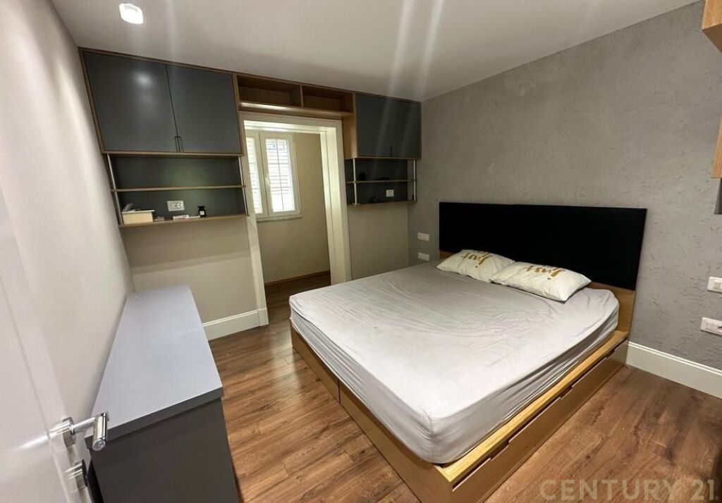 Apartment 1+1 for rent in Bllok,