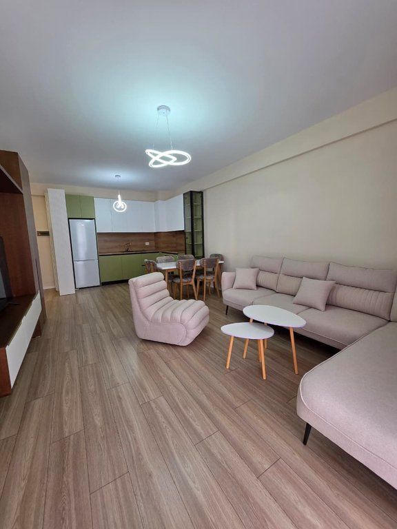 Qera apartament 1+1 unaza e re