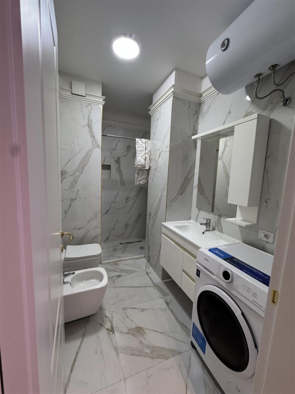 Jepet me qera apartament 1+1 tek  Univers City 500 euro