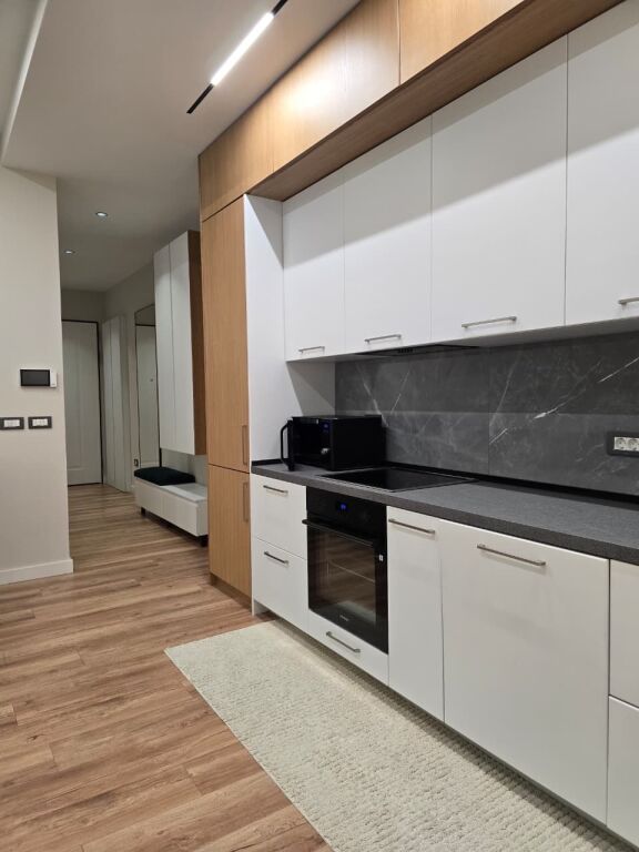 Apartment 1+1 +parking for rent in Delijorgji Complex