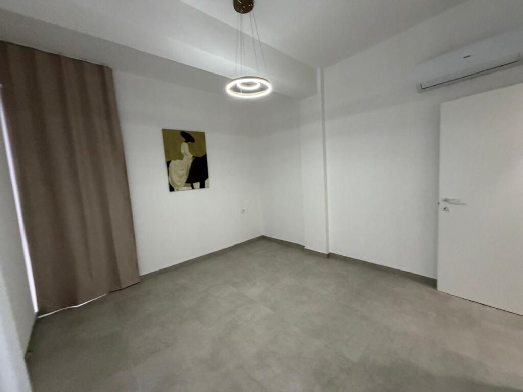 🏢 Jepet me qira apartament 2+1 – 5 Maji💰 Çmimi: 400 euro/muaj