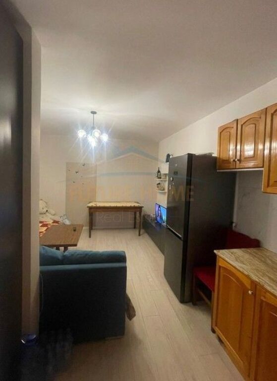 Shitet, Apartament 1+1, Allias