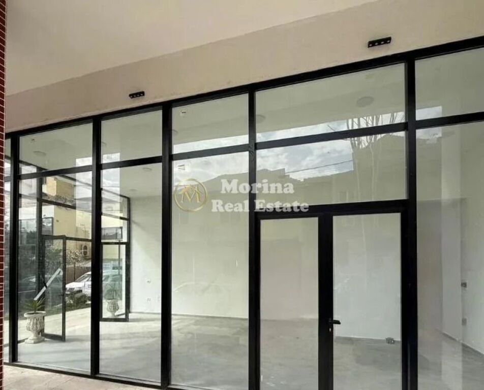 Rent | Business Premises | Pazari i Ri | 700 €/month