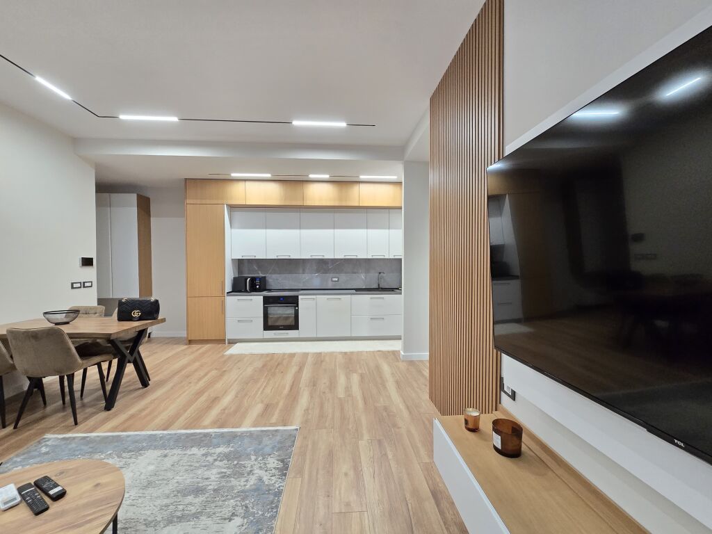 Appartamento di lusso in affitto 1+1 + posto a Delijorgj
