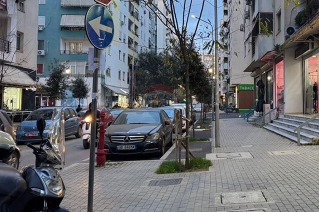 Negozio in vendita a Yzberisht