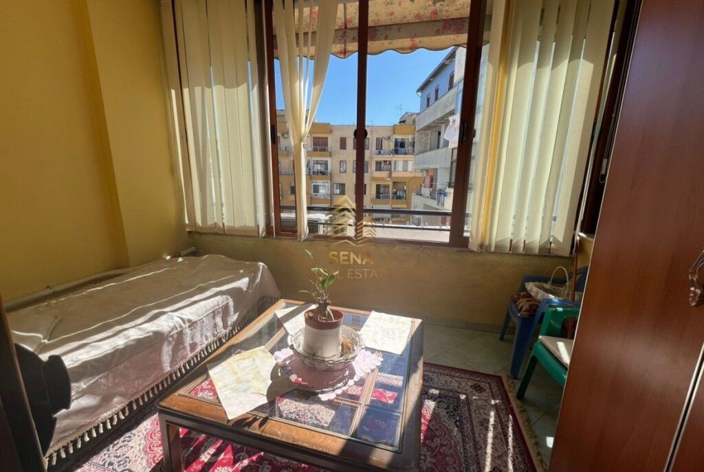 Rent, Apartment 2+1, Yzberisht, 33,000 Leke/Month
