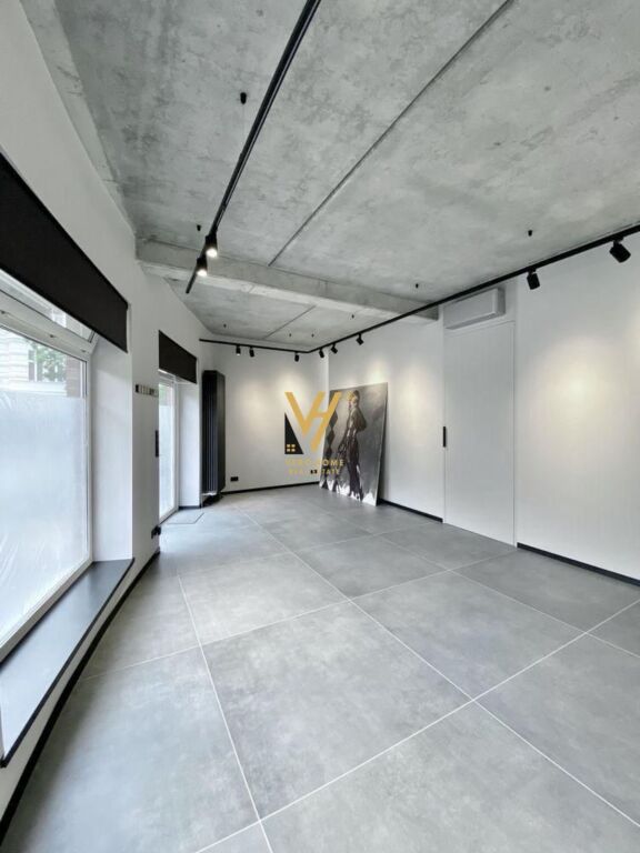 OFFICE 126 M2 FOR RENT AT GARDEN BUILDING, RR.KAVAJES 3,000 EURO