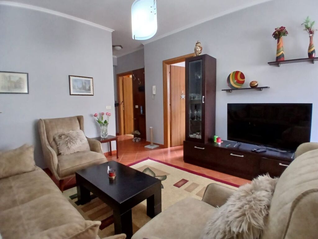 For rent 2+1 At Selvia Center 58,000 leke