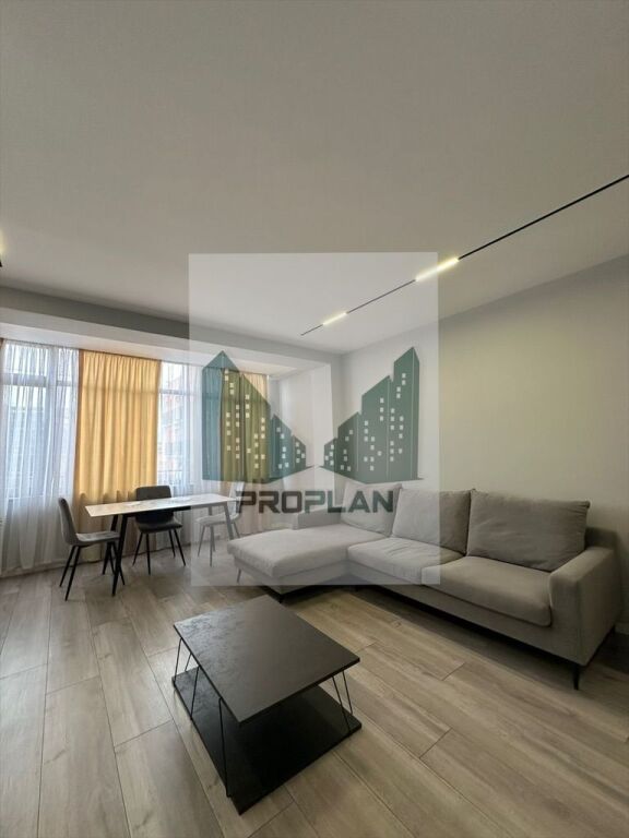 🏠 IN VENDITA – Appartamento 2+1 | Via Frosina Plaku (vicino a 21 Dhjetori)