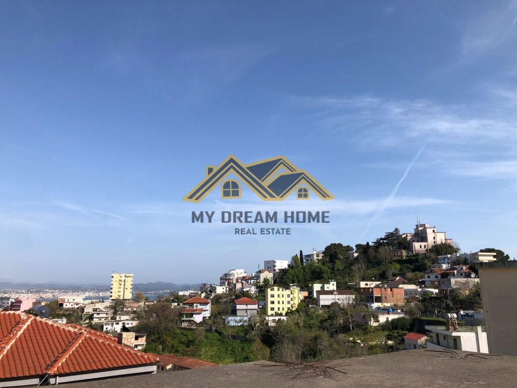 VENDESI IN VENDITA KARABINAR VICINO A VILA ZOGUT