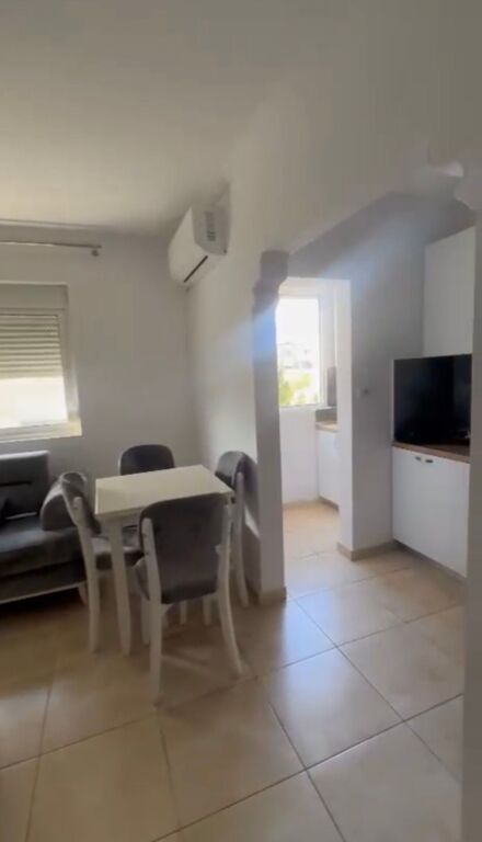 Porceln, apartament 1+1 me qera 500€