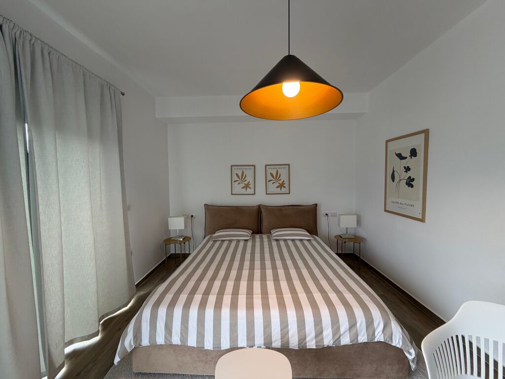 Jepet me qera vilë 3+1+oborr+garazhd në Rezidence Private në Mullet