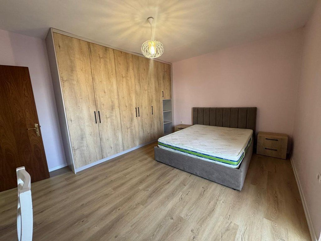 In vendita 2+1+Parcheggio, Via Kavaja Nuovo Palazzo