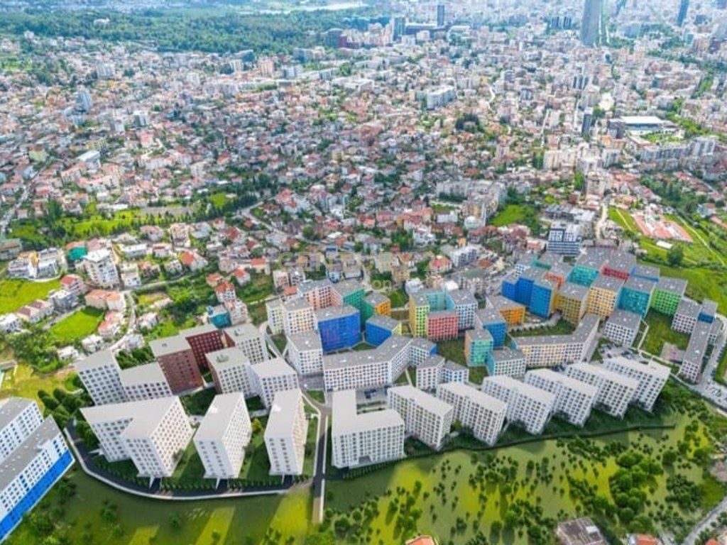 Shitet Apartament 1+1 te Kompleksi Kadiu