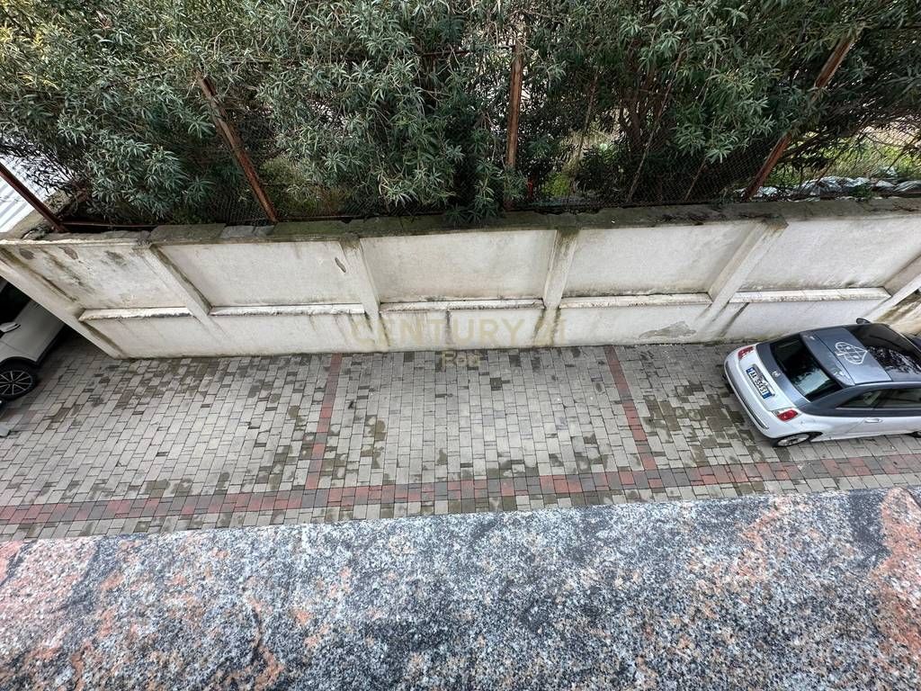 Appartamento 2+1+2 e posto auto in affitto a Vollga, Durrës!