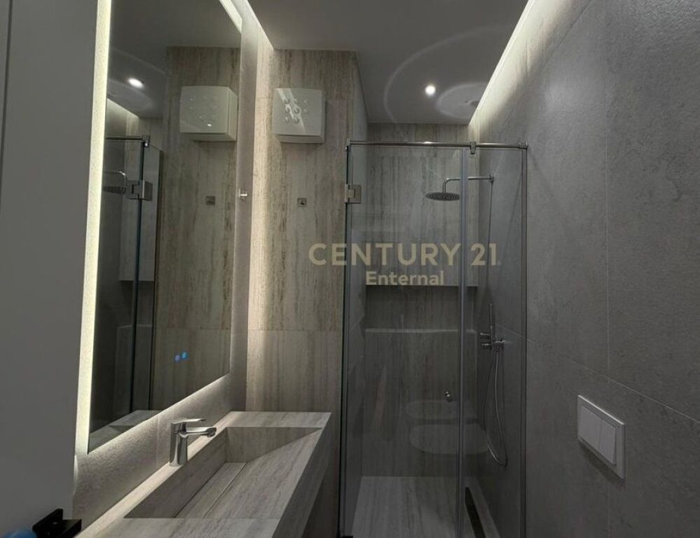 Apartment 2+1+2 for rent in Mine Peza