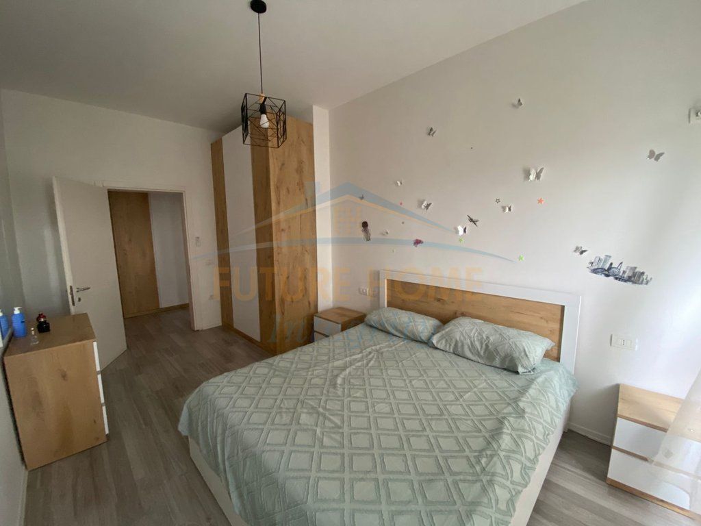 Qera, Apartament 1+1, Fresku, Tiranë.