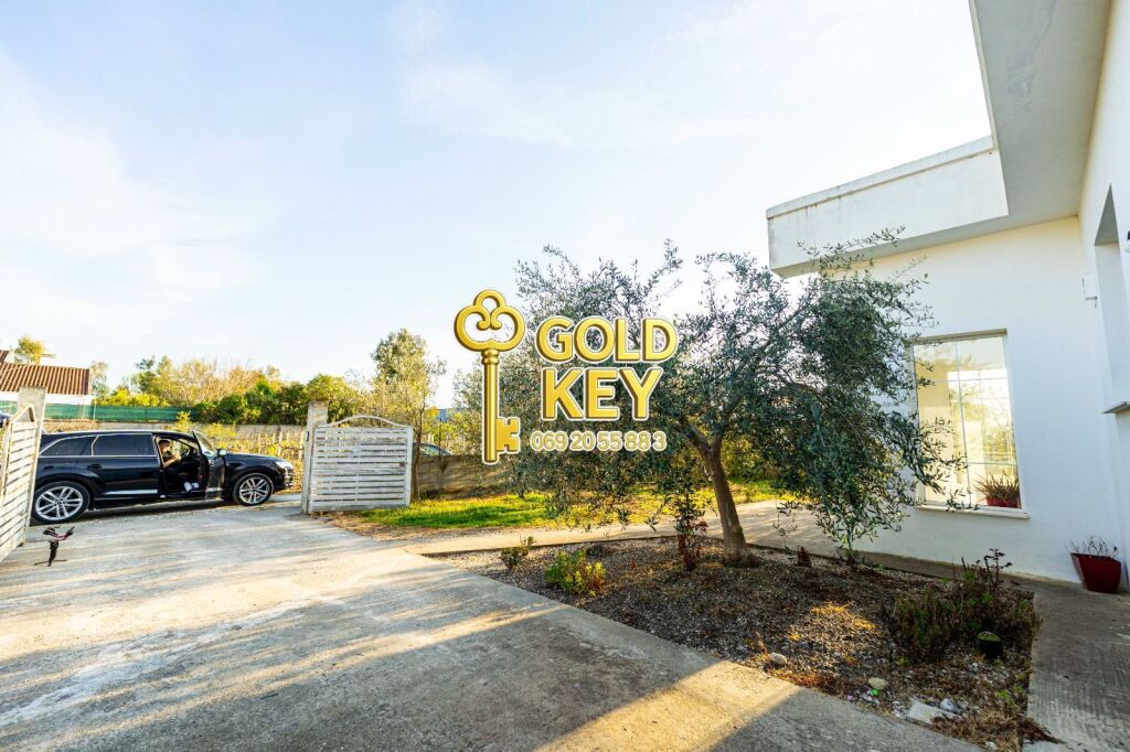 🏡 Villa di 1 piano in vendita a Xhafzotaj – Investimento ideale per una vita confortevole!