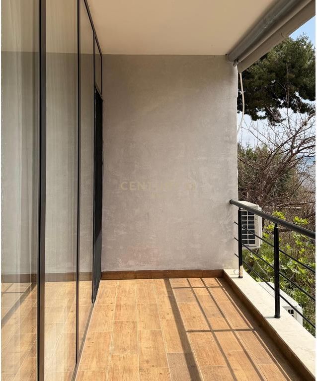 SHITET APARTAMENT 2+1+2 ME PAMJE DETI, VILA E ZOGUT DURRES !