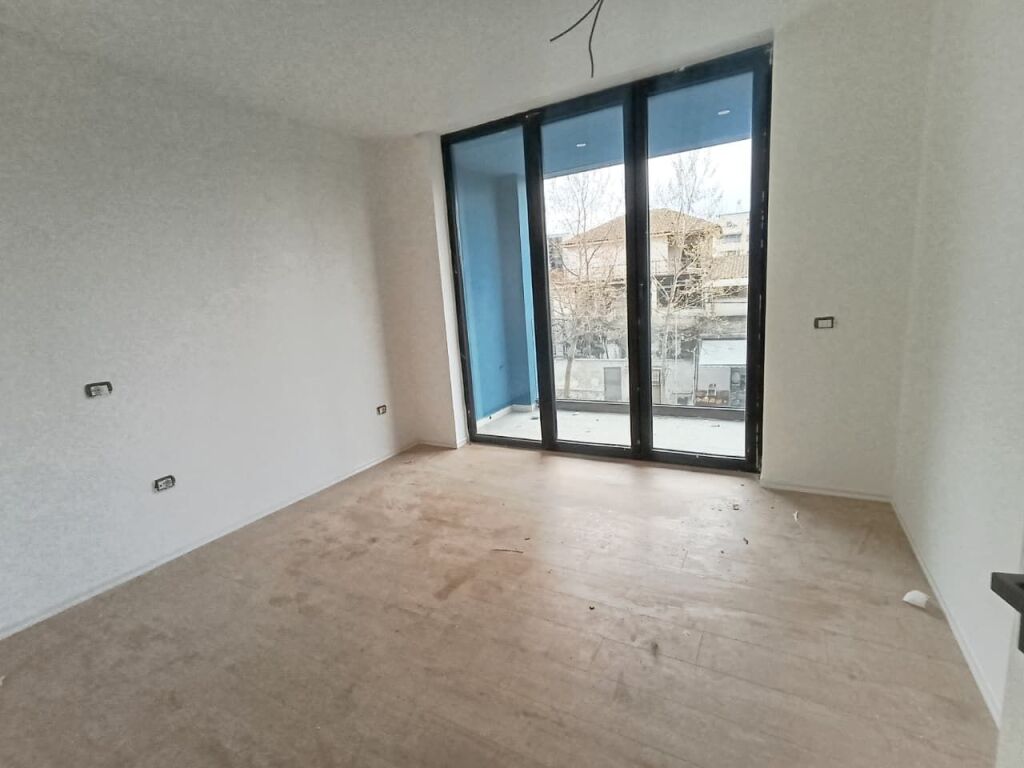 Premises for rent for Clinic, Golden Gate