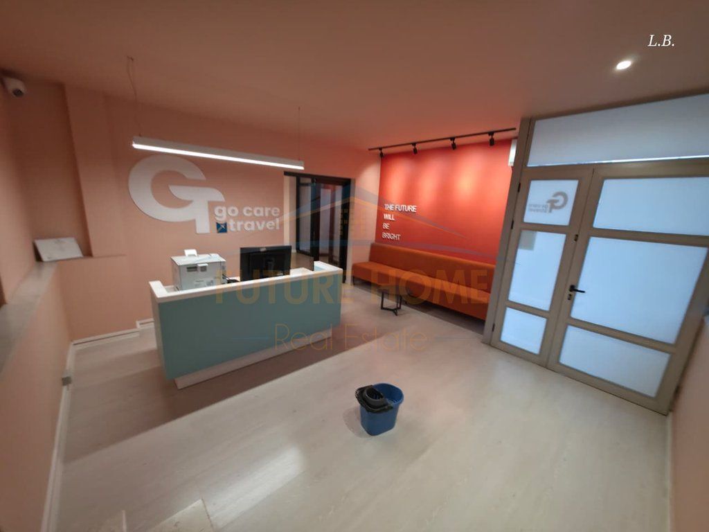 Rent, Business Premises, Commune of Paris, Tirana.