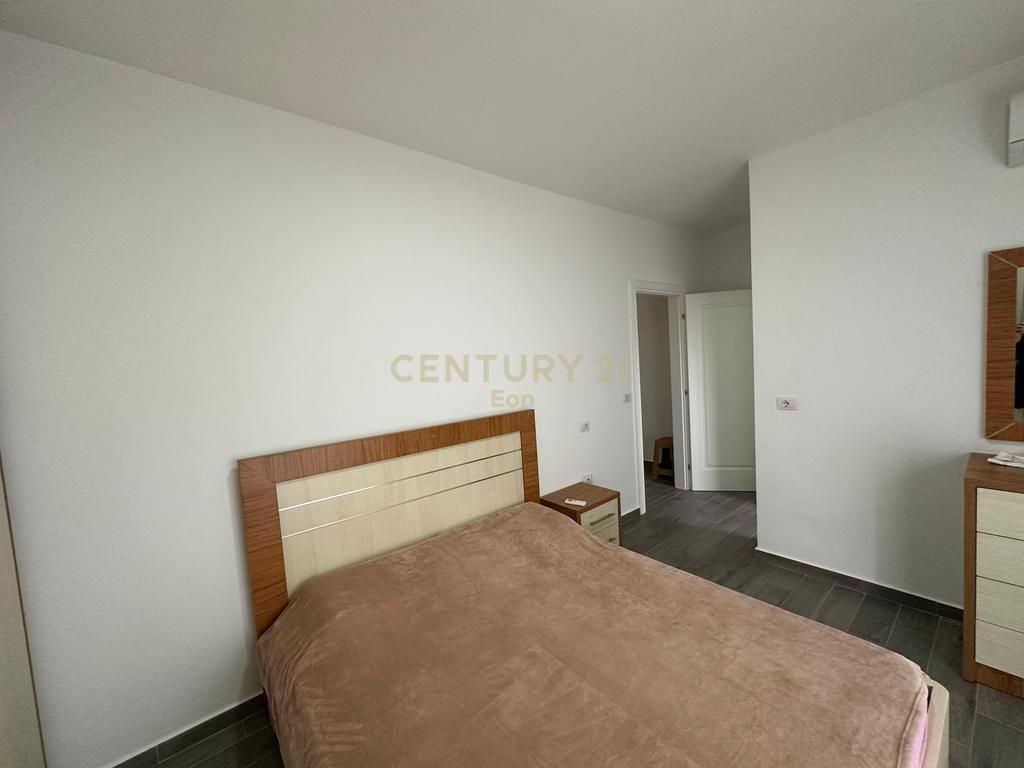 Appartamento 2+1+2 e posto auto in affitto a Vollga, Durrës!