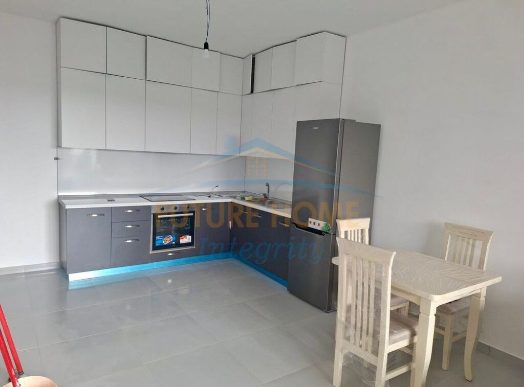 Rent, Apartment 2+1+2, 5 Maji Street, Tirana.