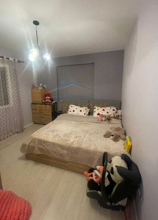 Shitet, Apartament 1+1, Allias