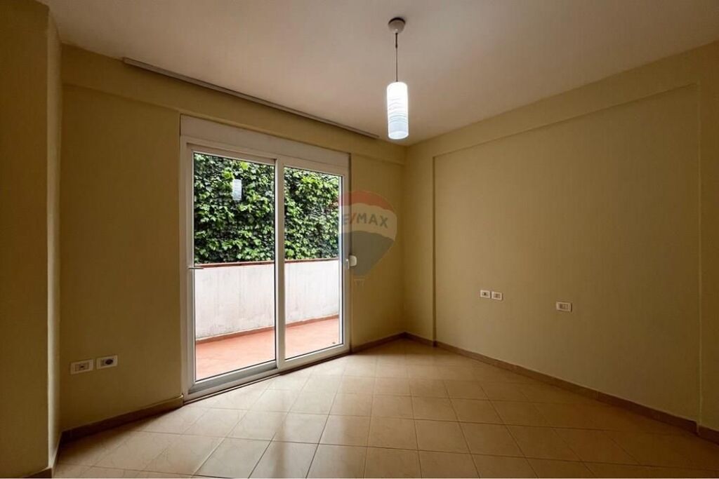 Dupleks ne shitje te Kodra e Diellit!