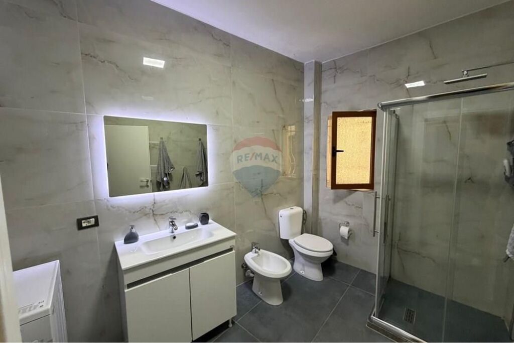 Apartament per qira 2+1+ parkim prane Viles Gold