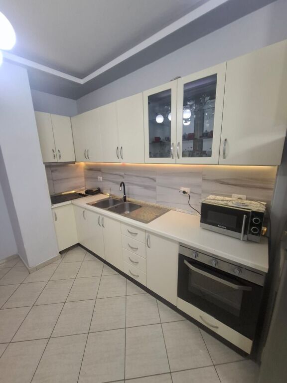 Affittasi Appartamento 2+1 sulla Spiaggia Ferrovia