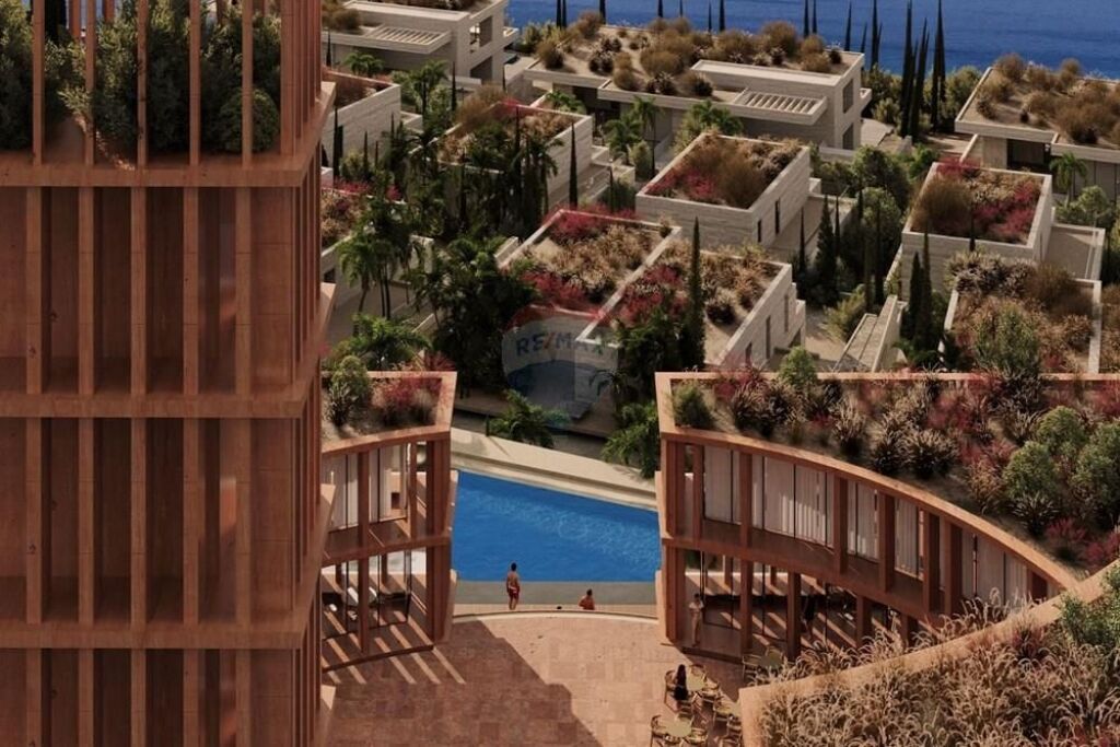 Duplex for sale, Sun Palase!