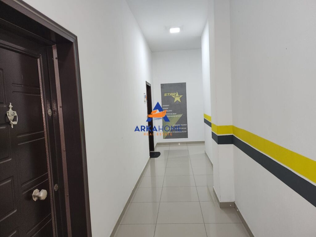 VENDITA AMBIENTE 57M2 "PRESSO EX BAR ICON, PALAZZO KLENSI, ASTIR" 120.000 EURO