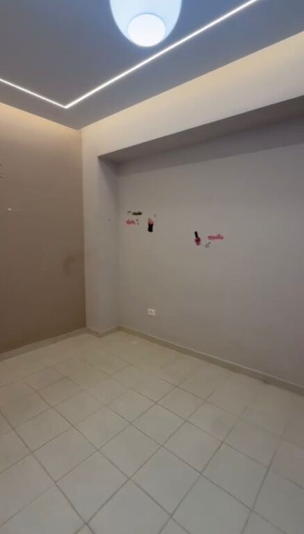 Business premises for rent near Zjarrfiksa