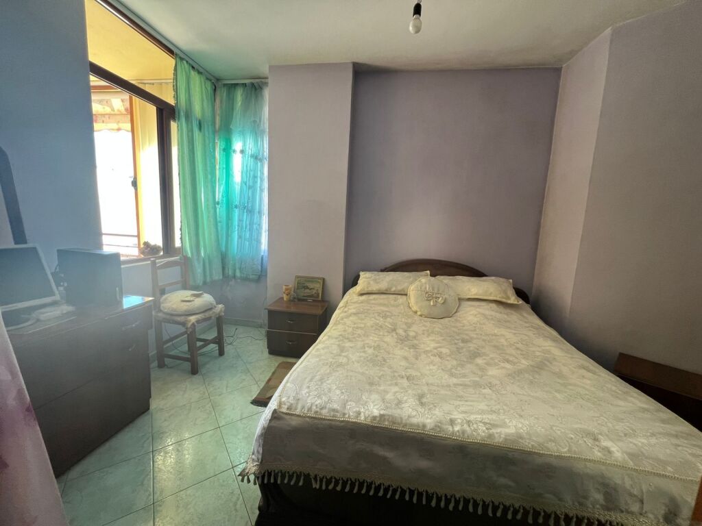 Jepet me qira 1+1 Misto Mame 35.000 leke