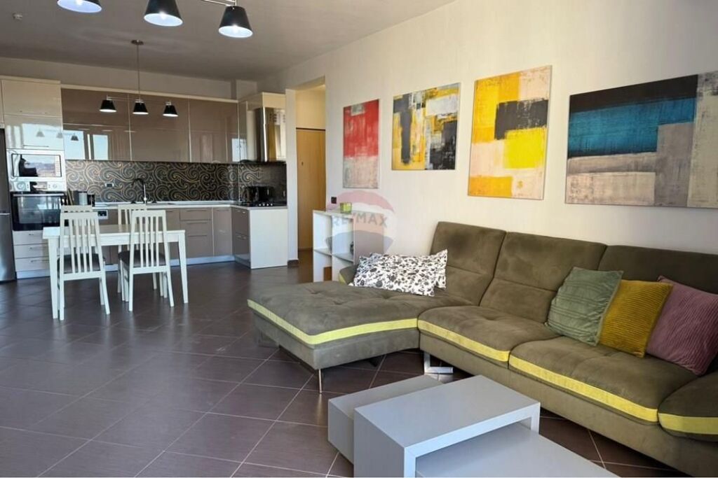 Apartament - Për Shitje - Kodra e Diellit 1, Tiranë