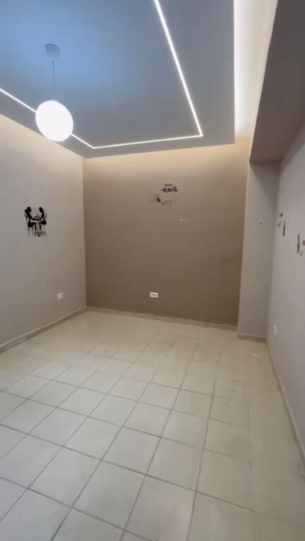 Business premises for rent near Zjarrfiksa