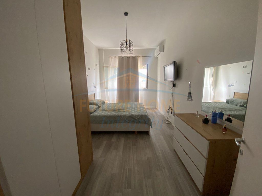 Qera, Apartament 1+1, Fresku, Tiranë.